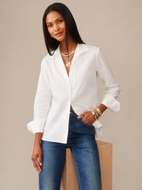 J.McLaughlin poplin Classic White Button-Front Women's Shirt chic classy preppy